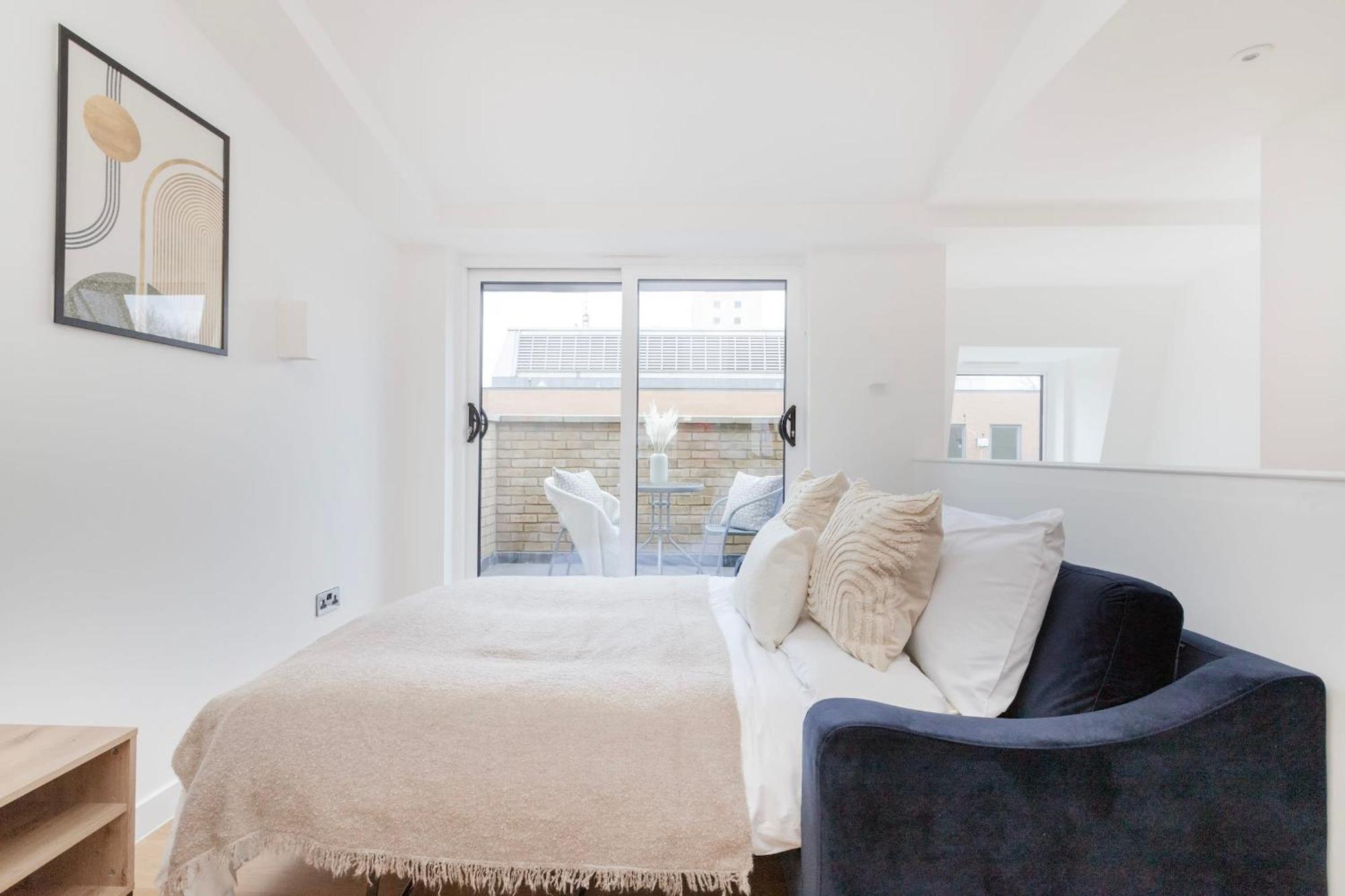 Fitzrovia & Soho - 2Br With Balcony - Cityapartmentstay Лондон Экстерьер фото